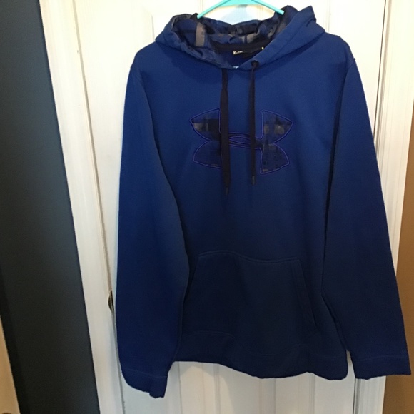 Under Armour Other - Under Armour Hooded Sweatshirt Size XL